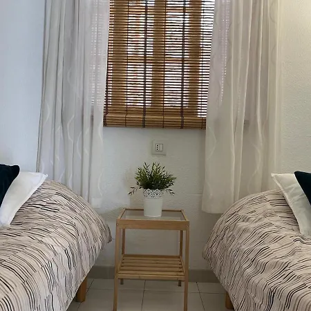 Einstein Apartment