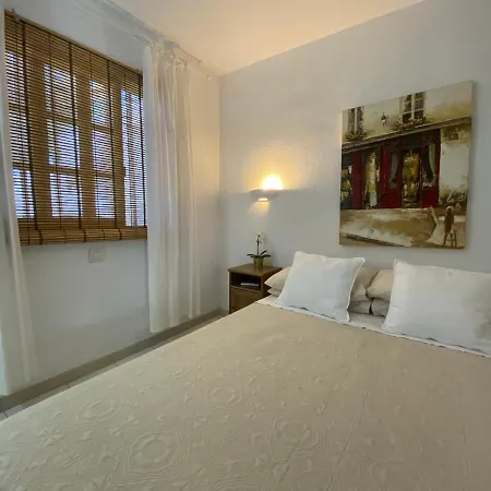 Einstein Apartment